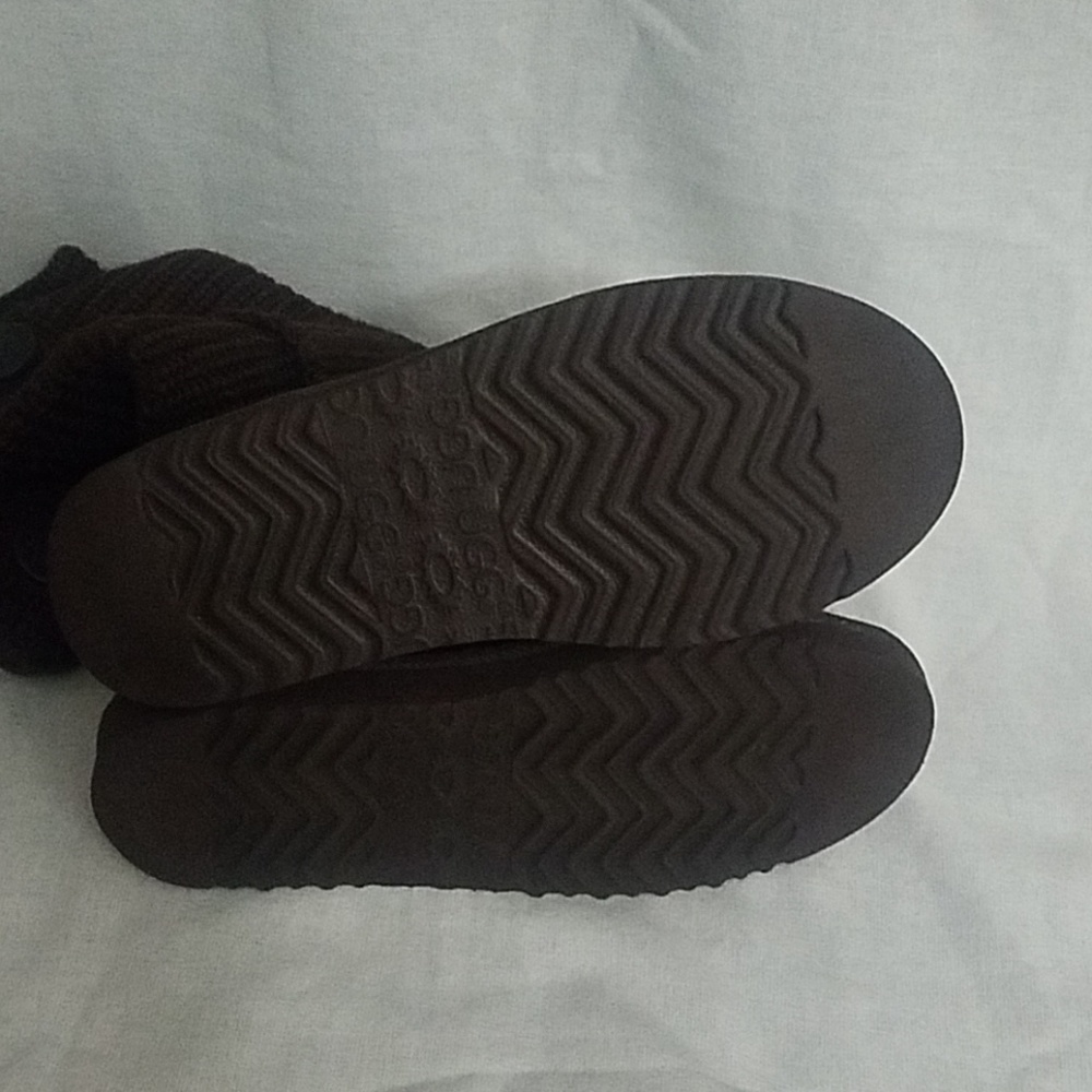 Ugg boots - Picture 5 of 7